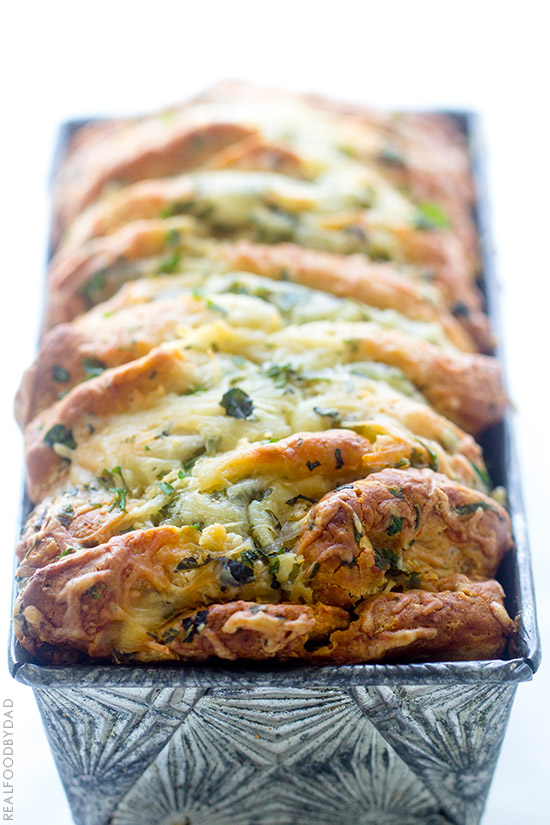 Easy Cheese and Roasted Garlic Pull-Apart Bread with Real Food by Dad