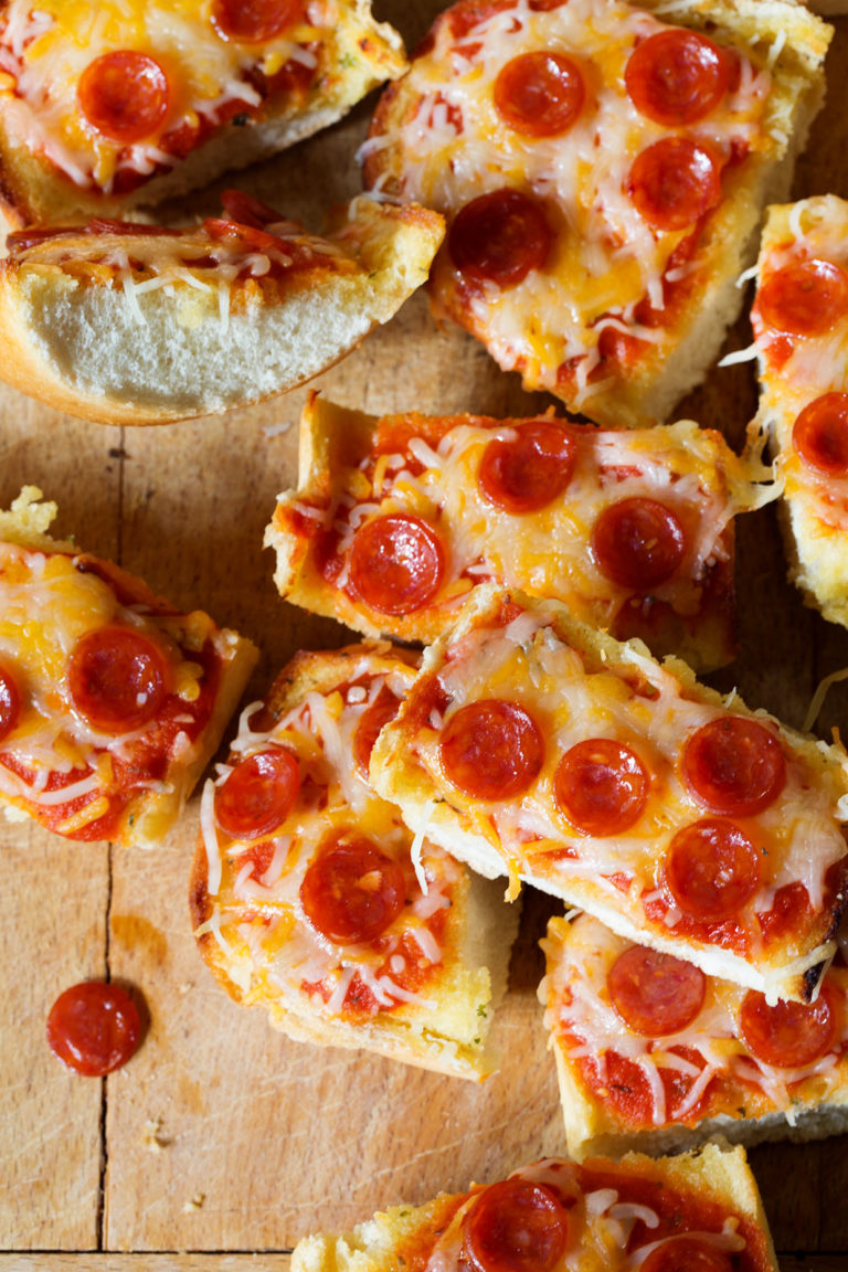 Garlic Bread Pizza Real Food by Dad