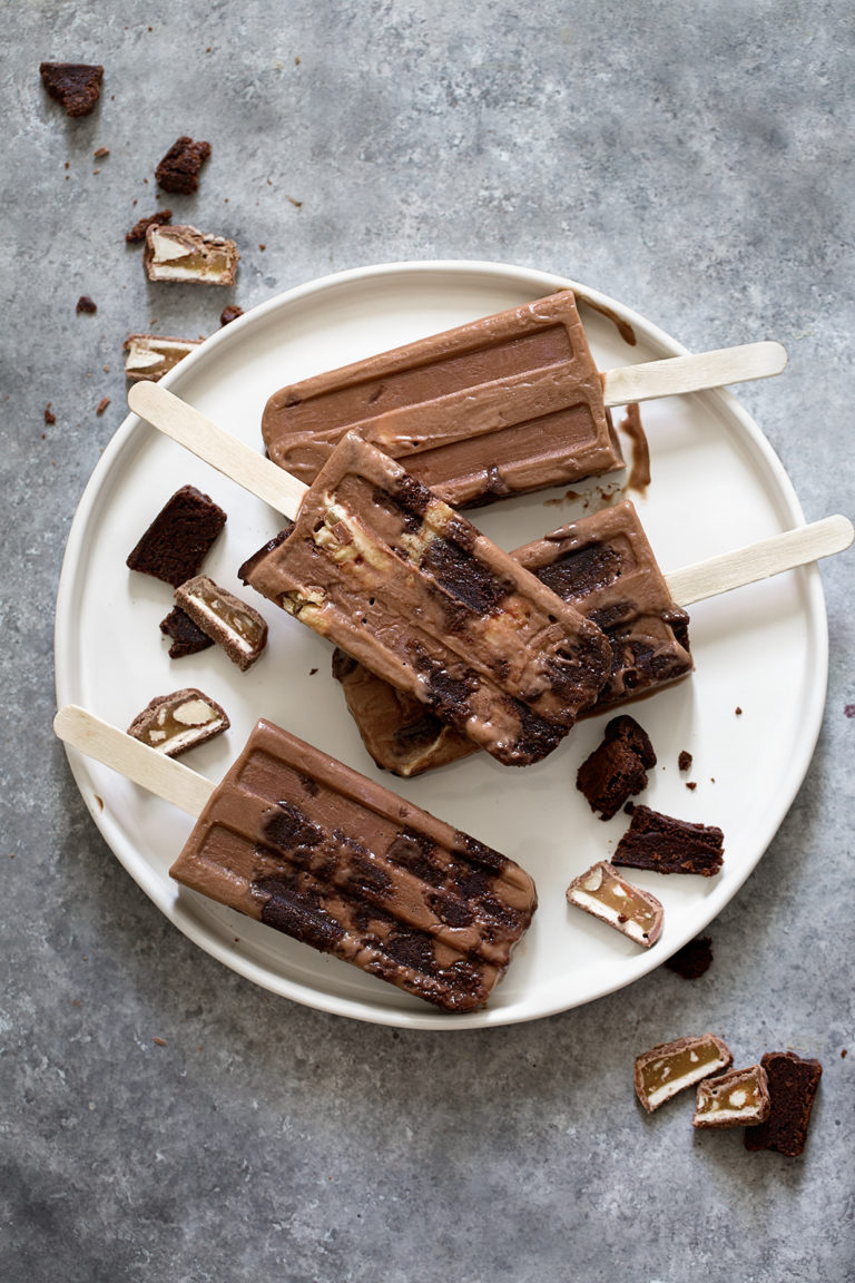 Snickers and Brownie Pudding Pops via Real Food by Dad