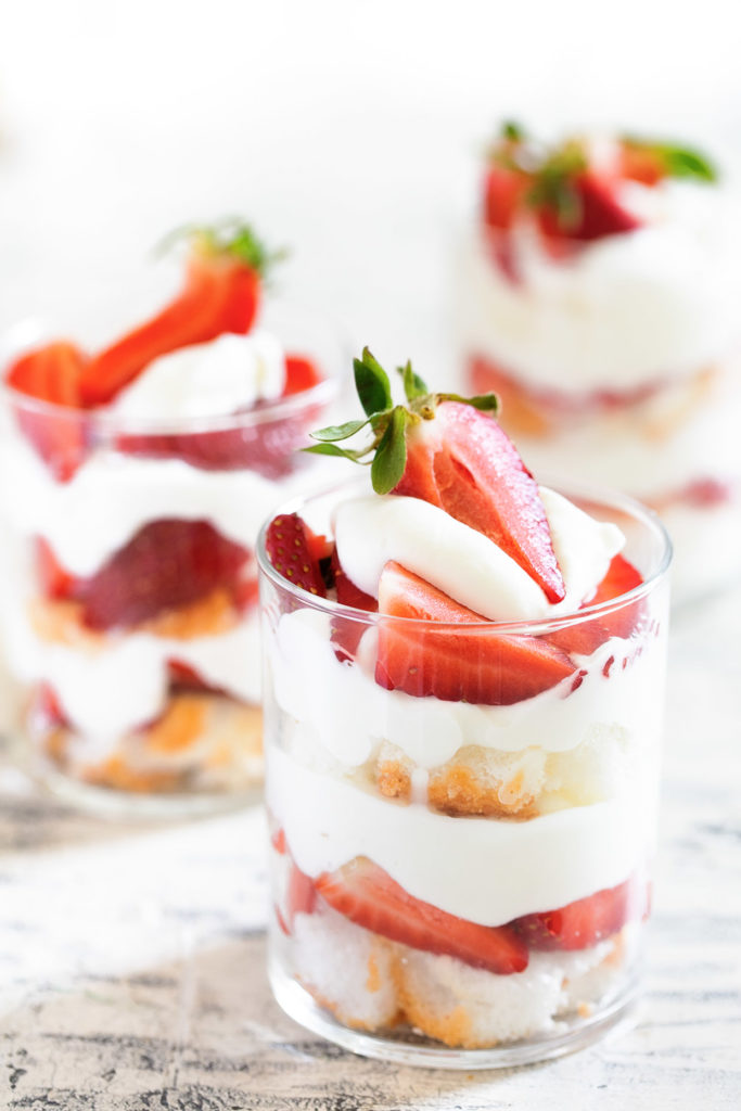 mini strawberry shortcake cups