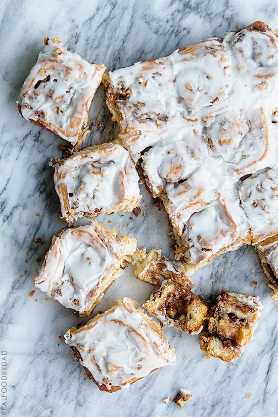 Easy Small Pan Cinnamon Buns - Foodness Gracious