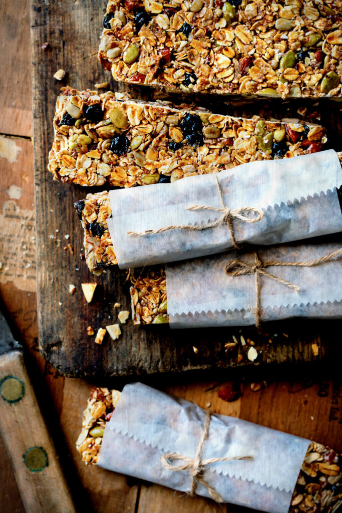 Chewy Blueberry Granola Bars