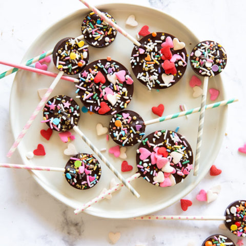 Valentine Chocolate Covered Oreo Pops Recipe