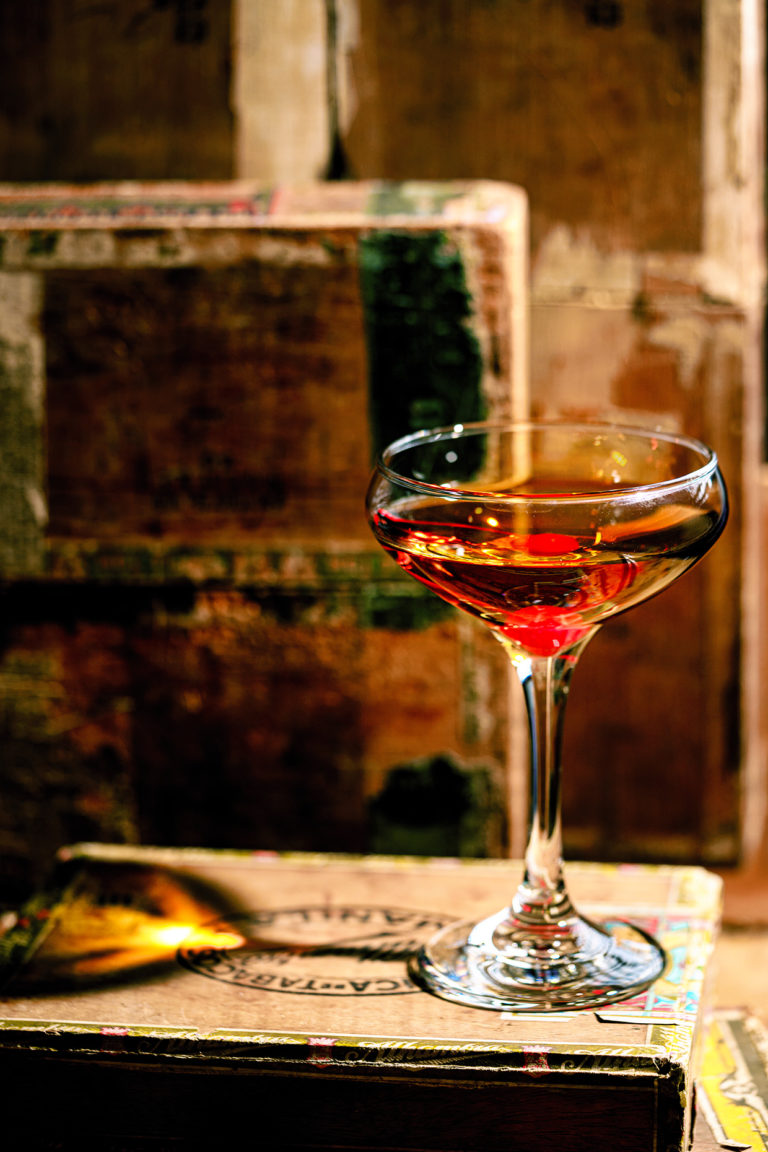 How to make a classic Manhattan cocktail.
