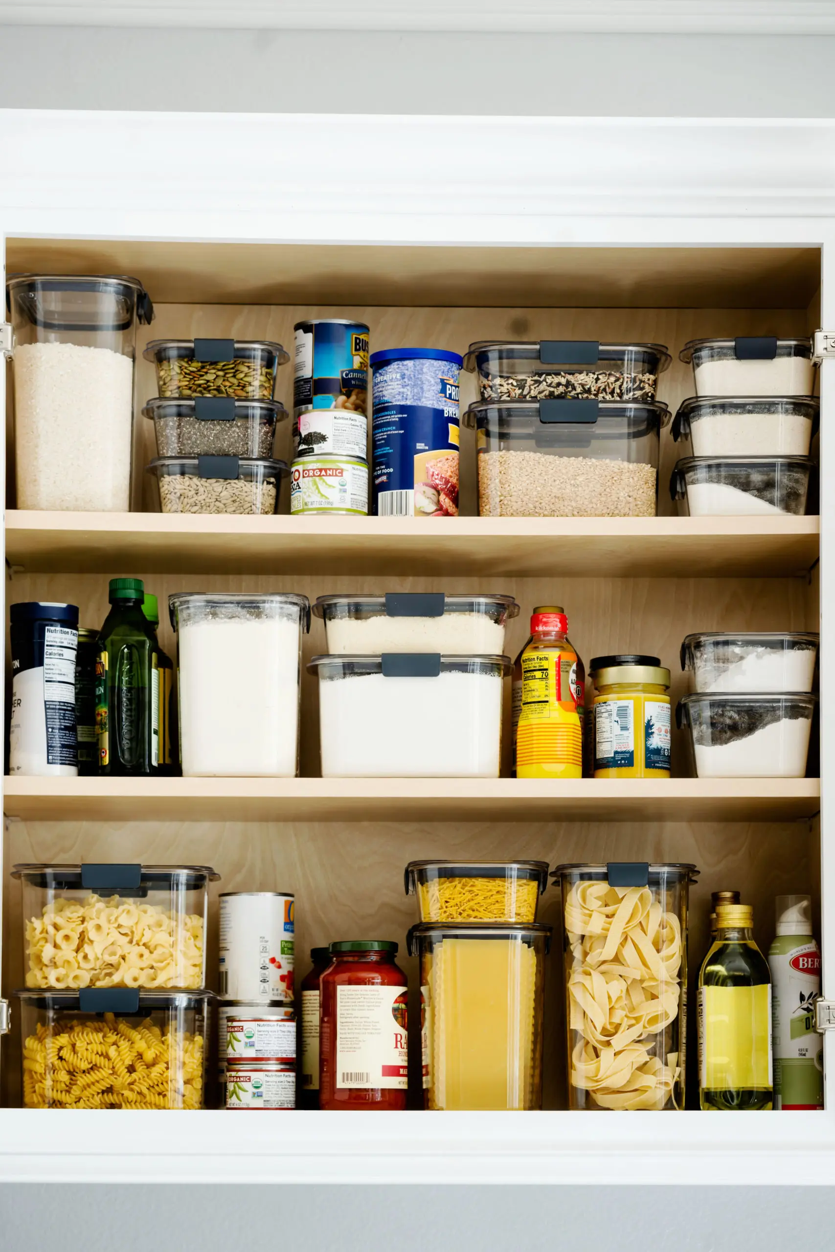 Get #routineready with the @rubbermaidbrand Brilliance Pantry collecti